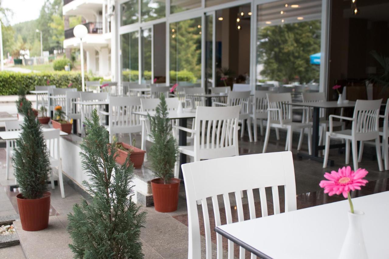 Hotel Aura Ohrid Bagian luar foto