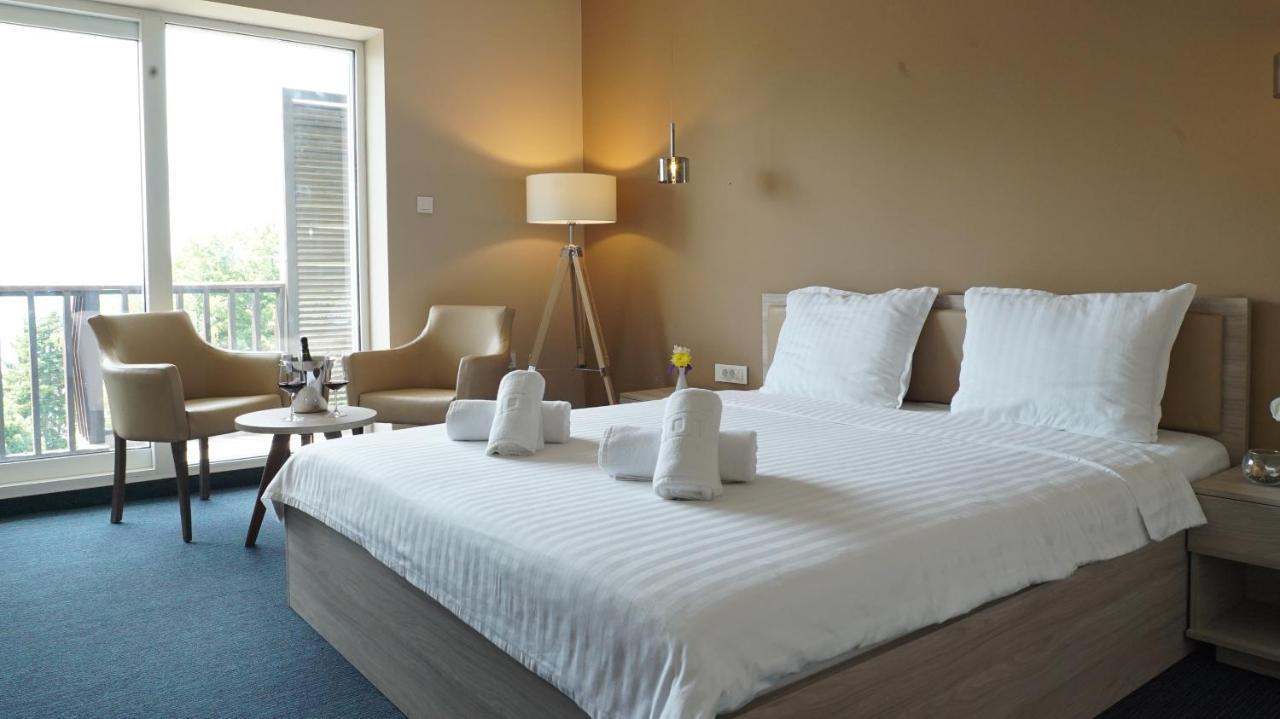 Hotel Aura Ohrid Bagian luar foto
